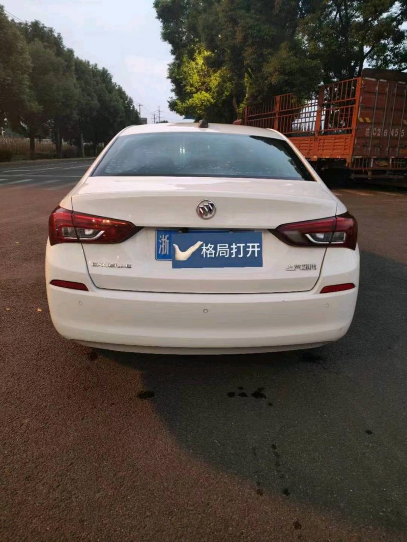 嘉兴19年别克凯越6