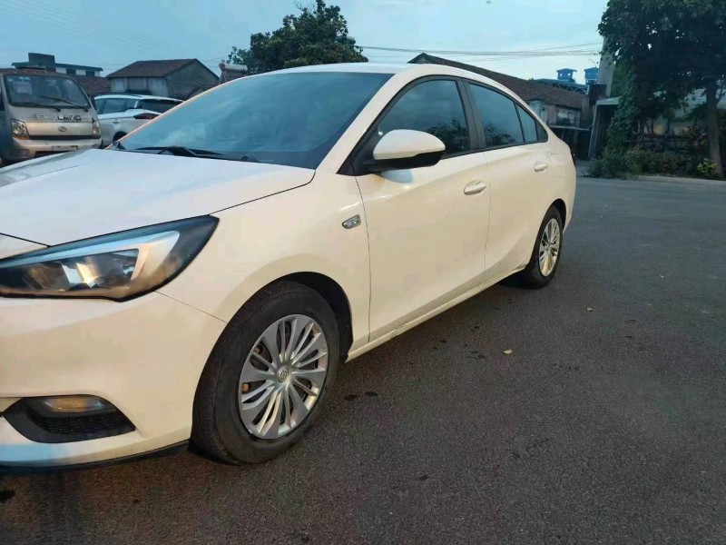 嘉兴19年别克凯越8