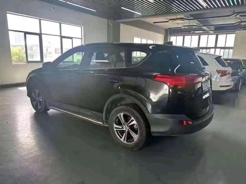 苏州15年丰田RAV47