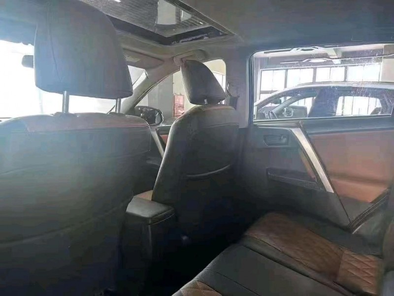 苏州15年丰田RAV48