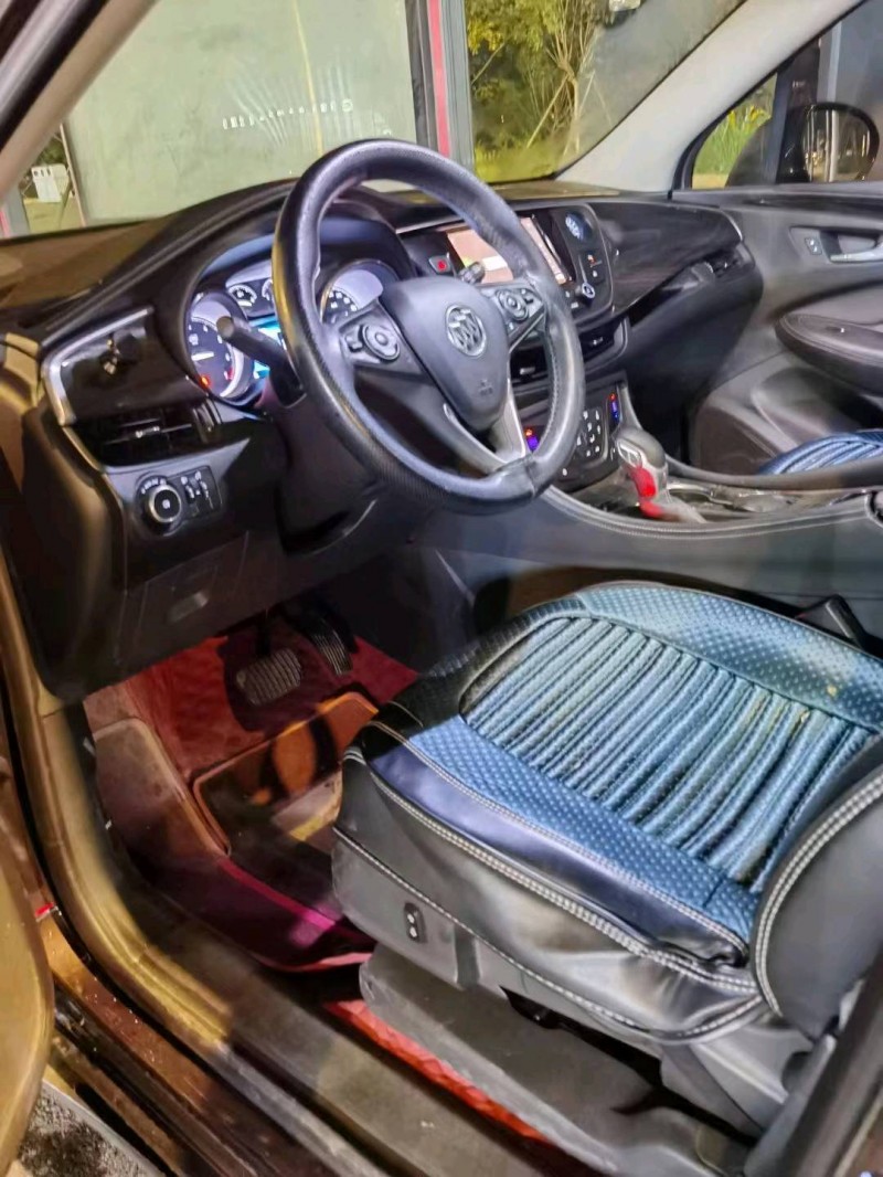 武汉21年别克昂科威8