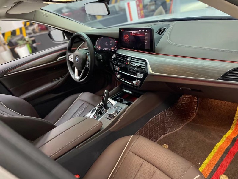 成都21年宝马5系6