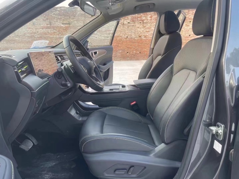 邯郸23年荣威RX58