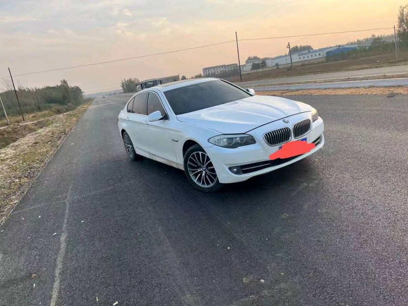 保定12年宝马5系4