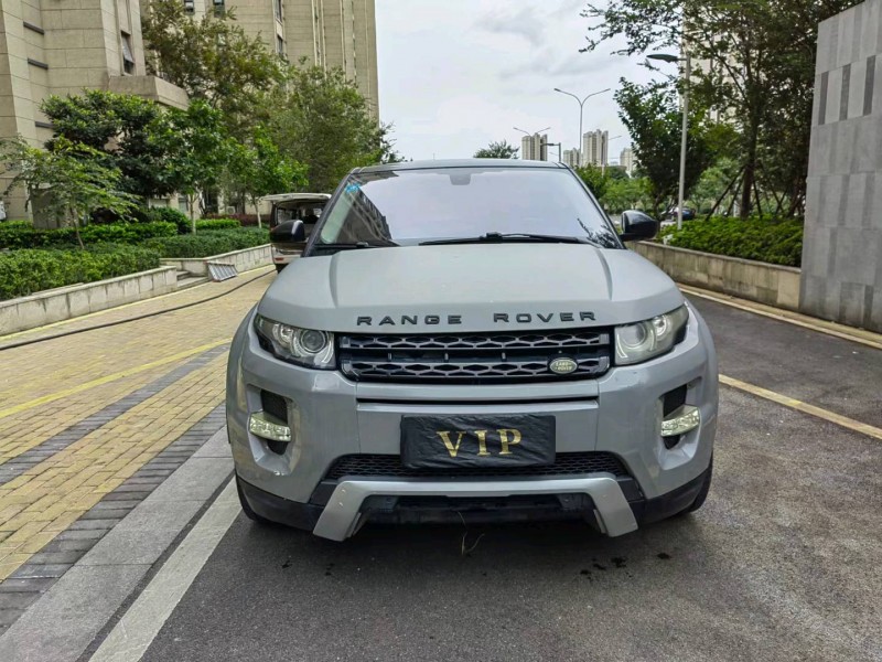 苏州14年路虎极光1