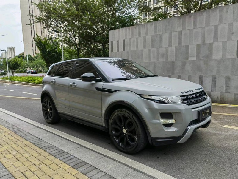 苏州14年路虎极光2