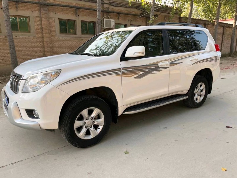 保定12年丰田普拉多2