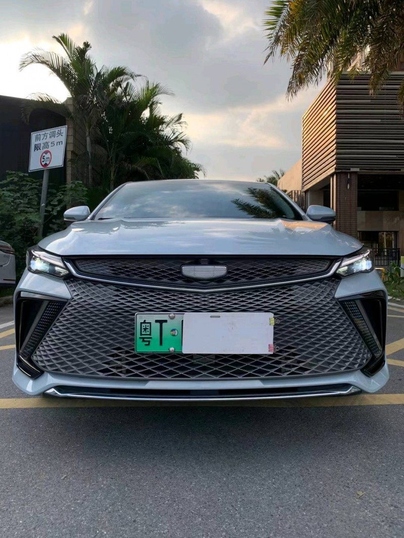 佛山23年吉利帝豪1