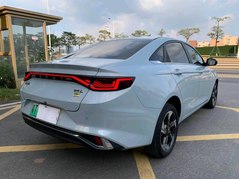 佛山23年吉利帝豪4