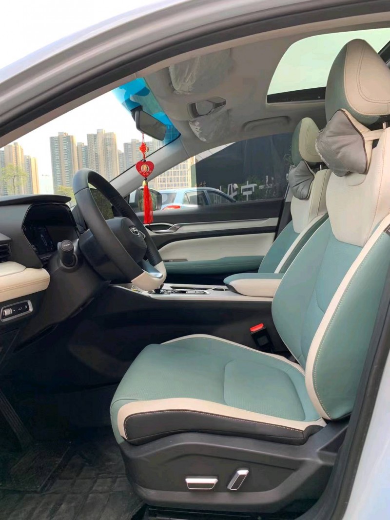 佛山23年吉利帝豪6