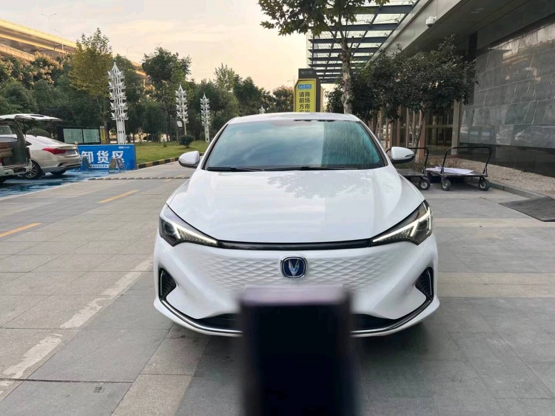 武汉22年长安汽车逸动1