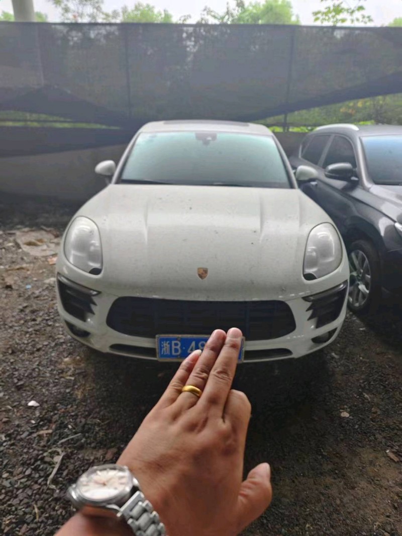 嘉兴18年保时捷Macan1