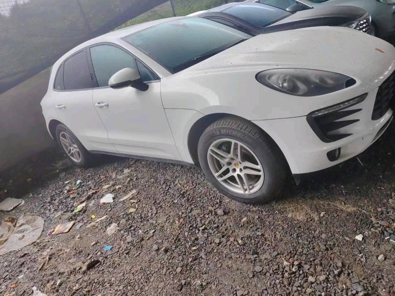 嘉兴18年保时捷Macan2