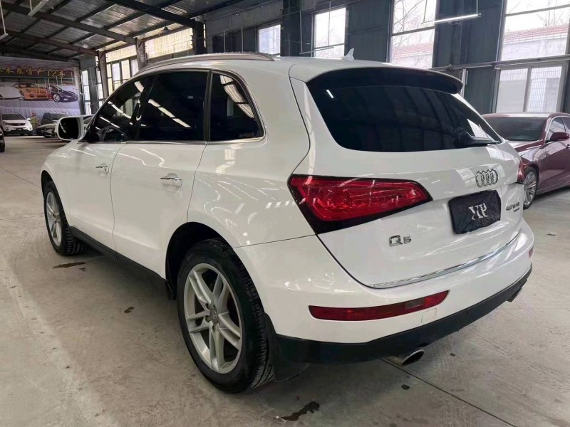 济宁17年奥迪Q58