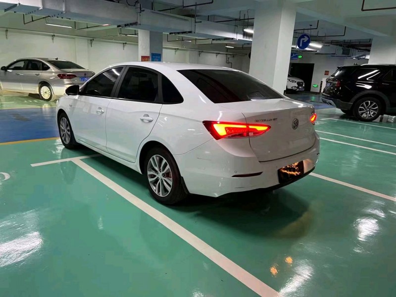 衡阳21年别克英朗4