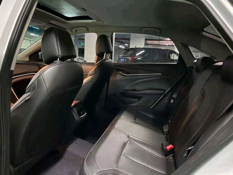 衡阳21年别克英朗5