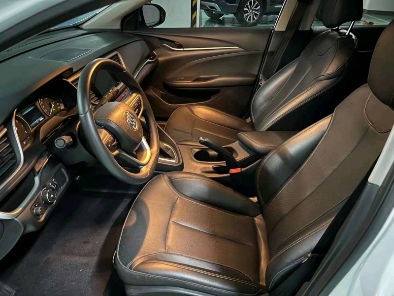 衡阳21年别克英朗8