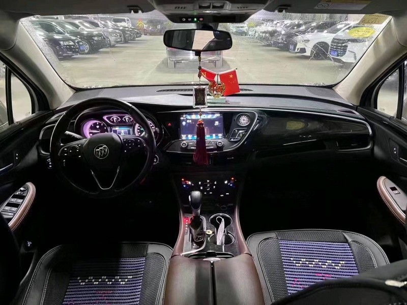 济宁19年别克昂科威4