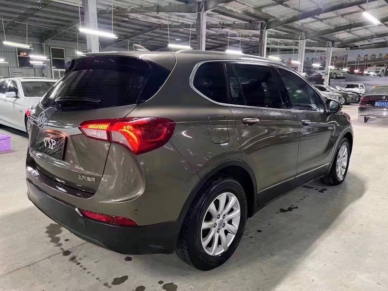 济宁19年别克昂科威7