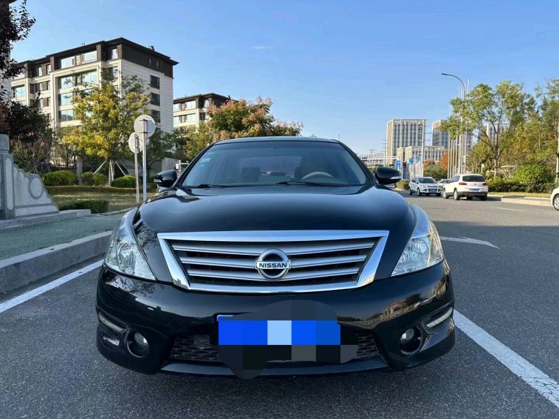枣庄12年日产天籁1
