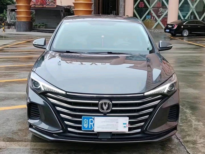 珠海22年长安汽车逸动1