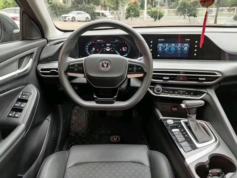 珠海22年长安汽车逸动9