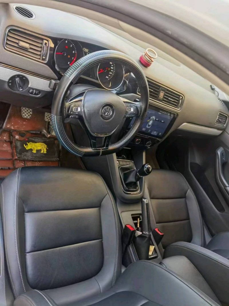 保定17年大众速腾6