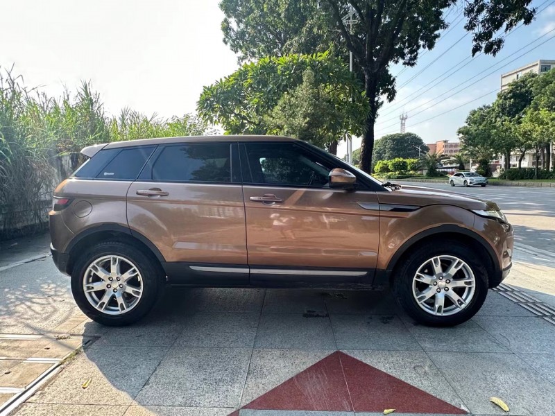 东莞14年路虎极光8