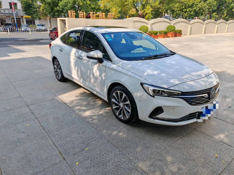 保定20年别克威朗4