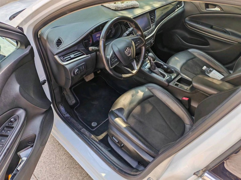 保定20年别克威朗6