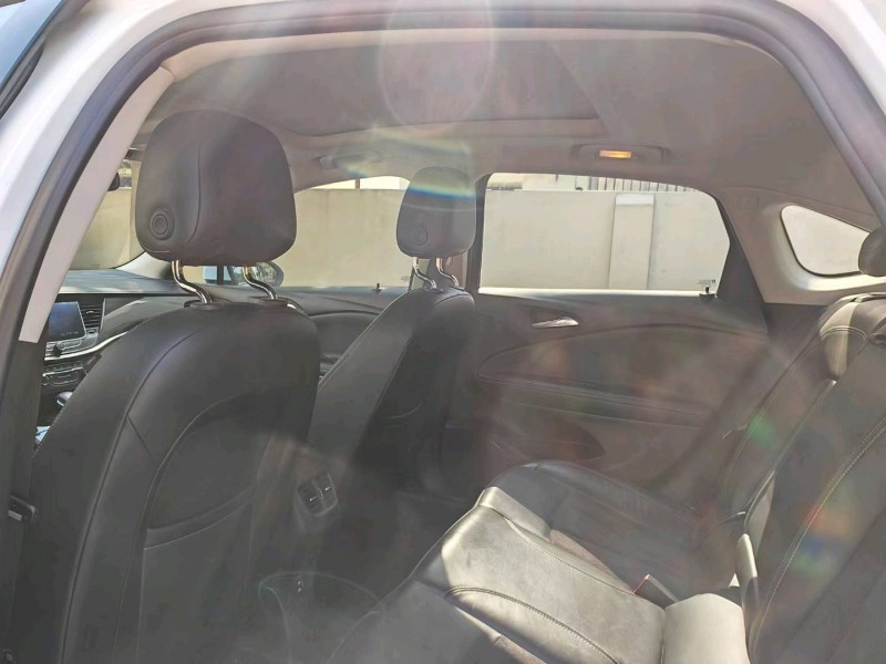 保定20年别克威朗7