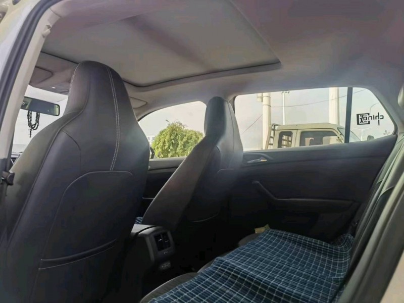 保定21年大众途铠8