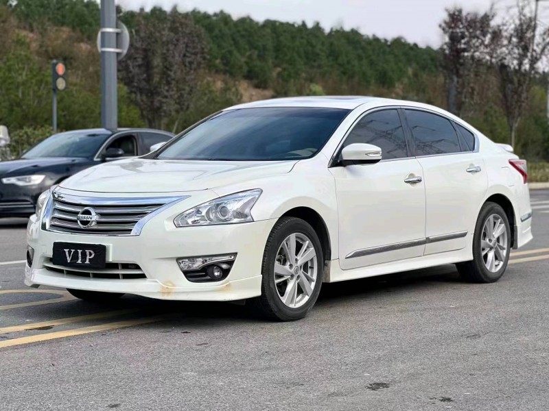 咸陽15年日產天籟3