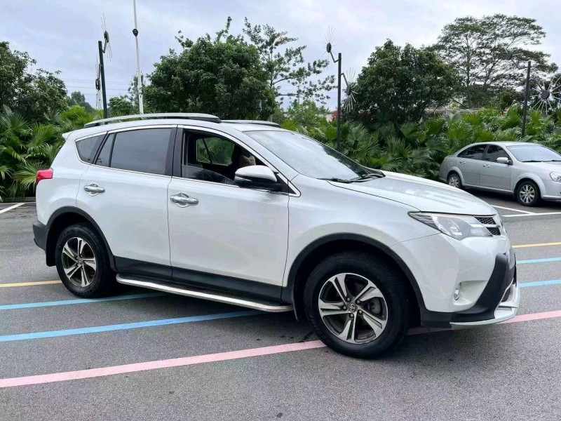 珠海16年丰田RAV4荣放9