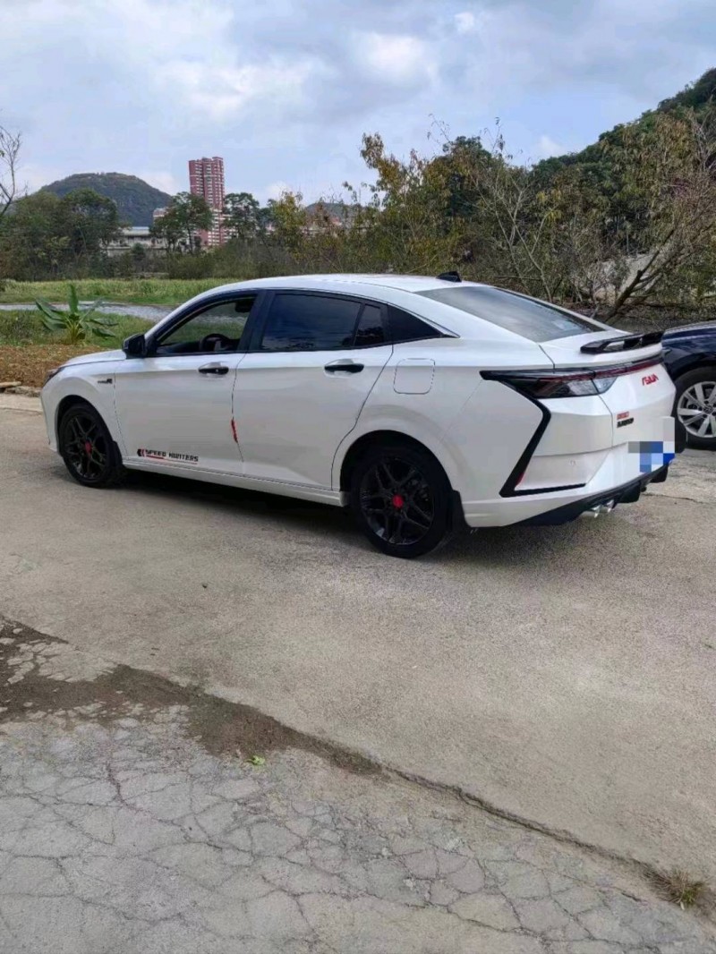 遵義21年東風奕炫5