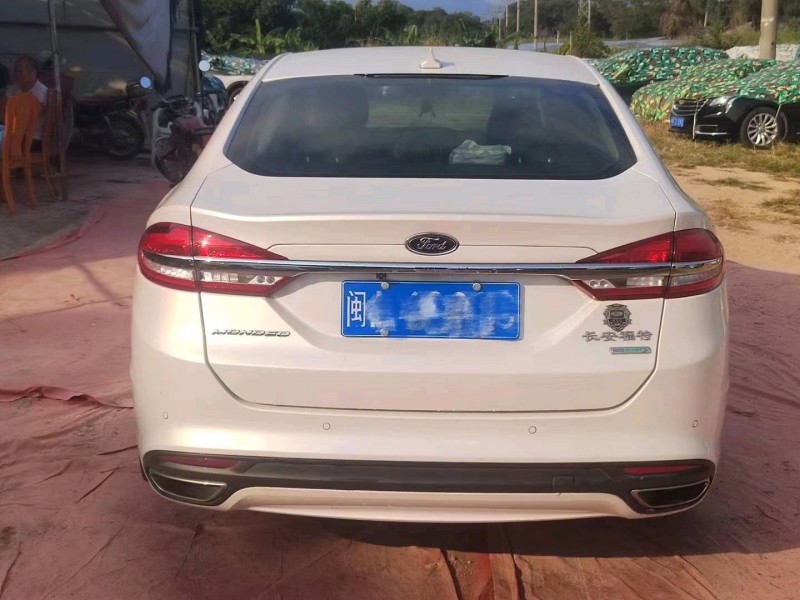 枣庄19年福特蒙迪欧9