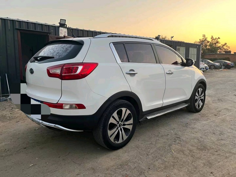 保定14年起亚智跑3