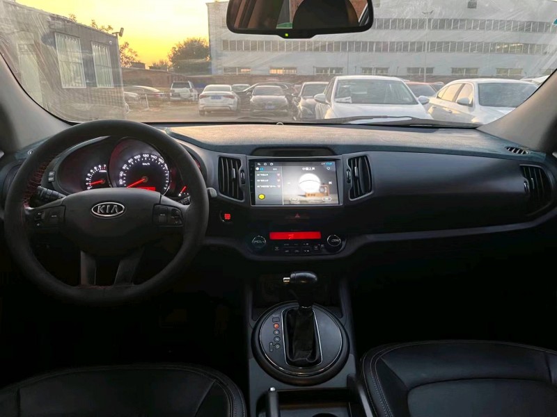 保定14年起亚智跑9