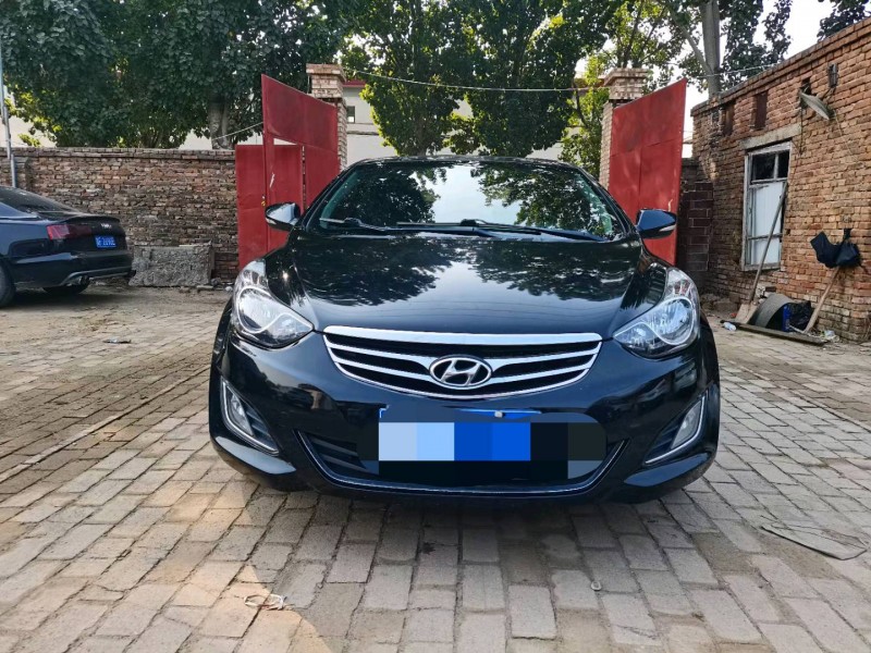 保定14年现代朗动1