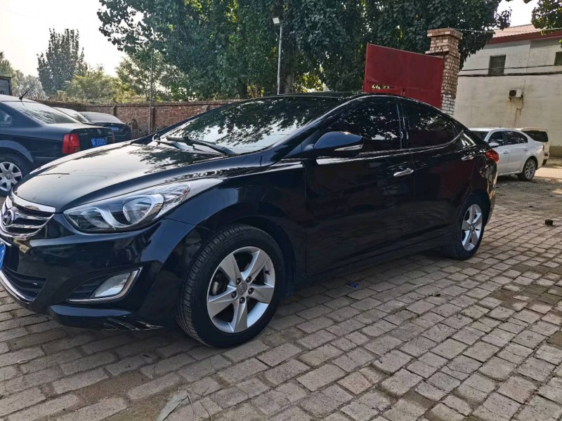 保定14年现代朗动6