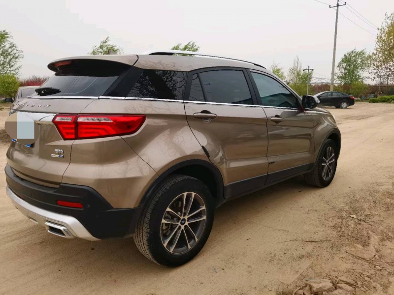 保定20年福特领界5