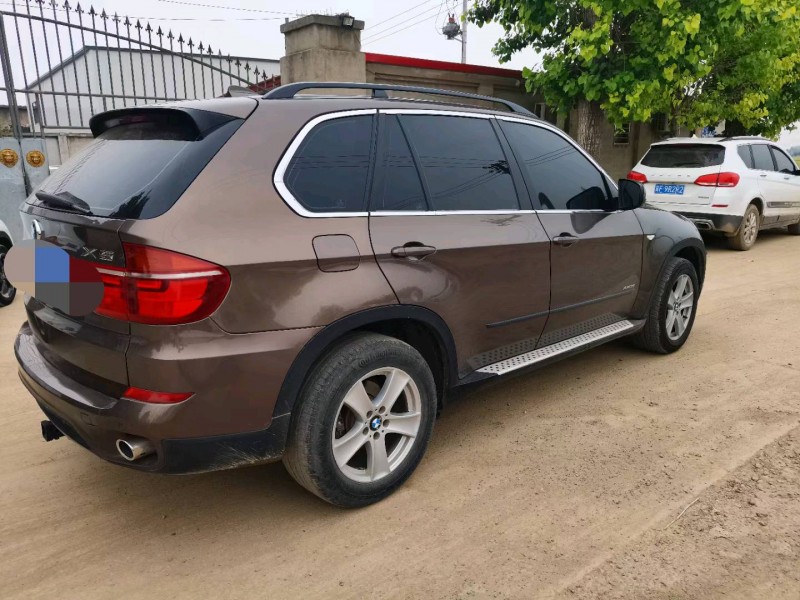 保定11年宝马X53