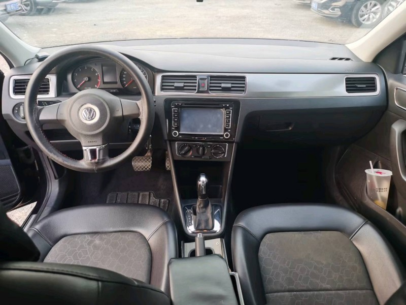 邯郸15年大众桑塔纳6