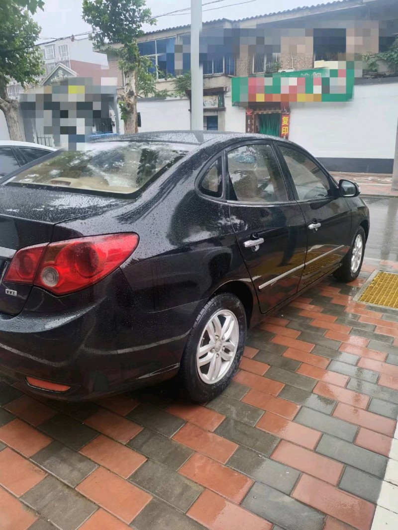 保定10年现代悦动5