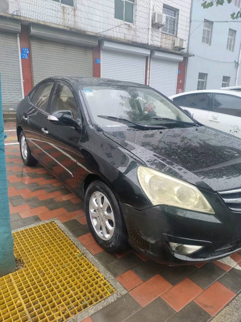 保定10年现代悦动6