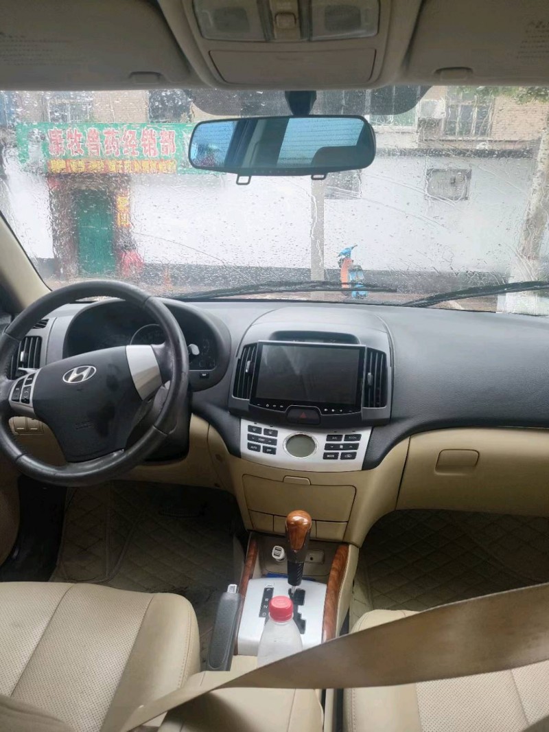 保定10年现代悦动9