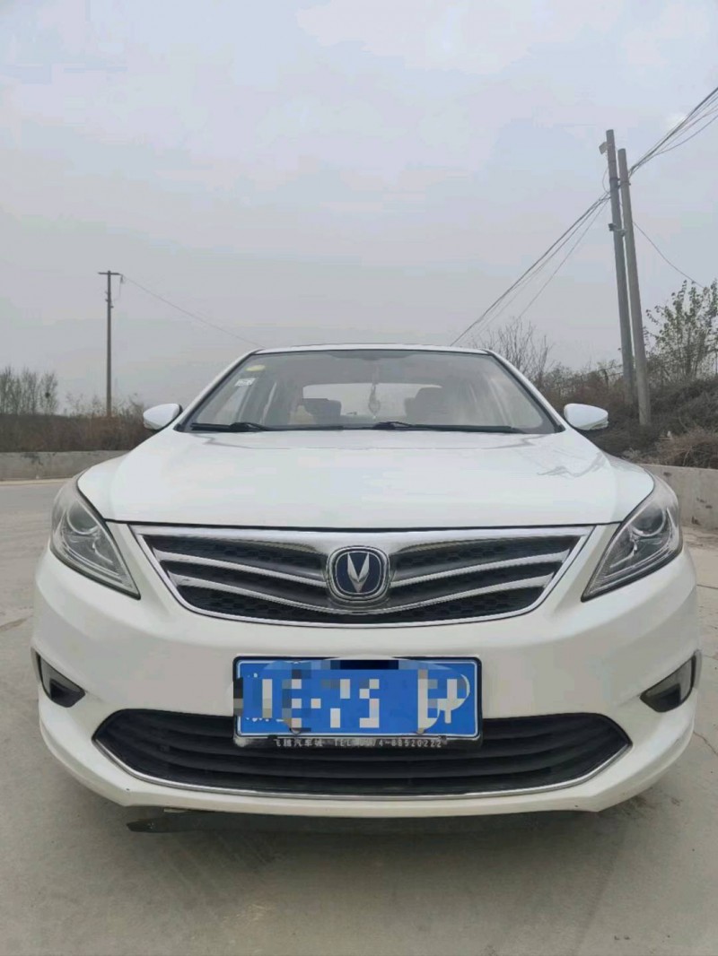 保定15年长安汽车逸动1