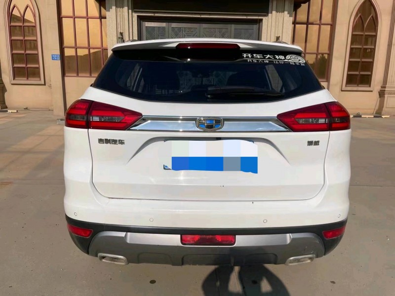 保定17年吉利博越2