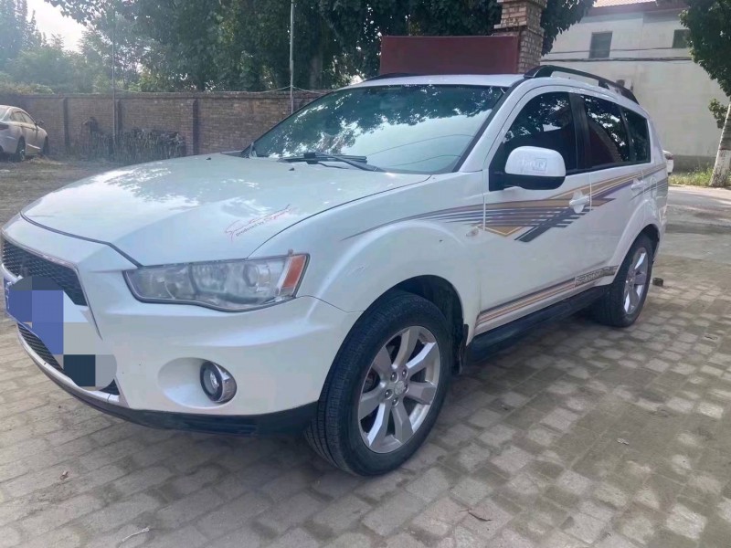 保定11年三菱欧蓝德5