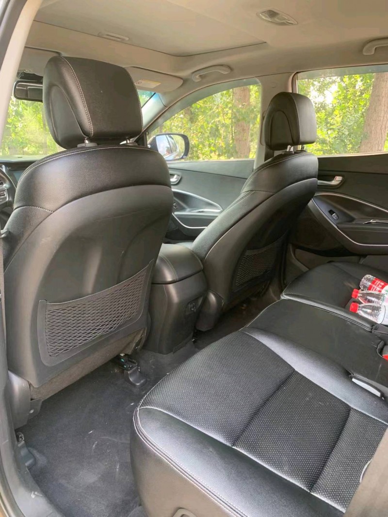 保定14年现代新胜达9